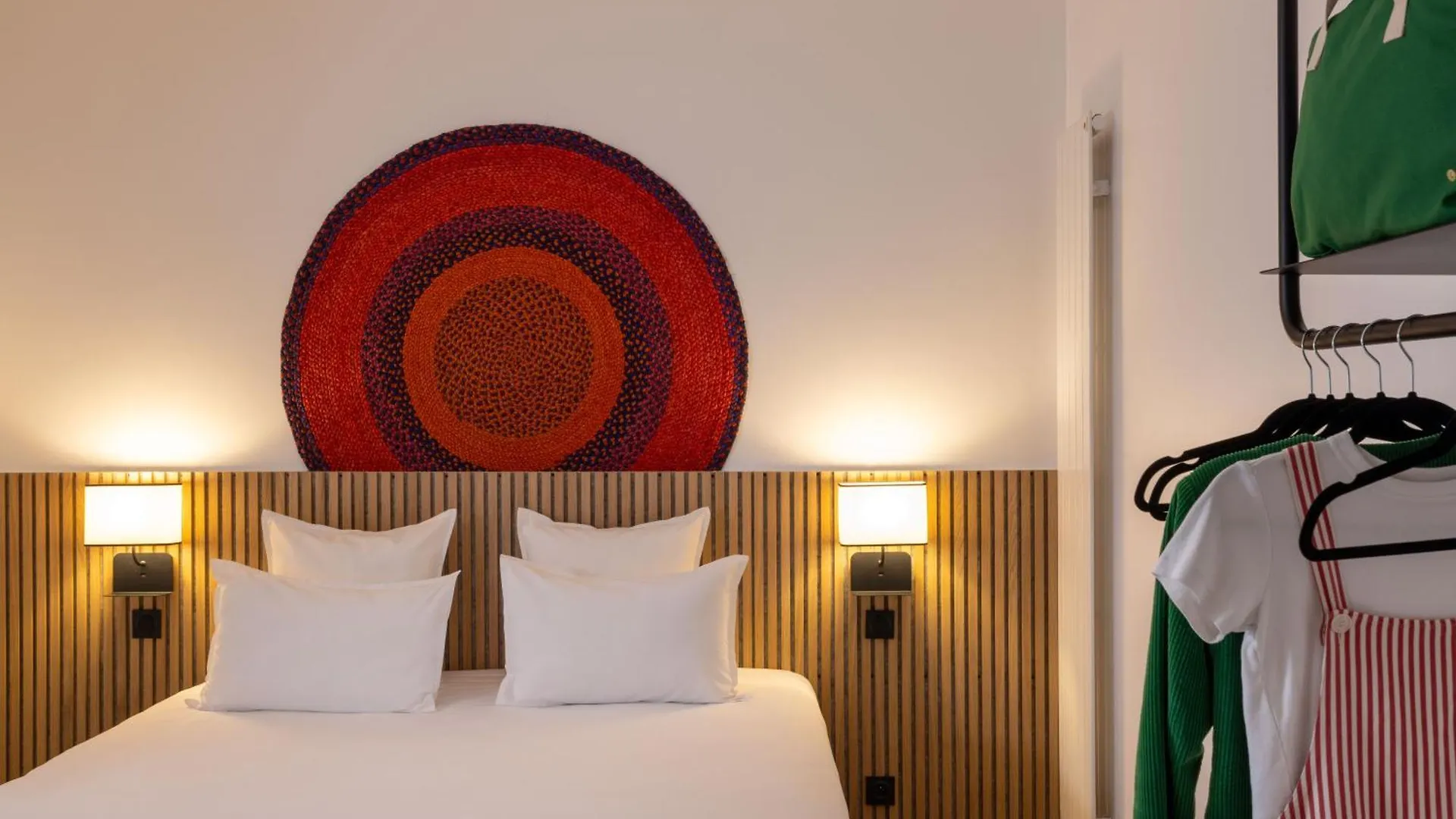 Korner Opera Hotel 3*
